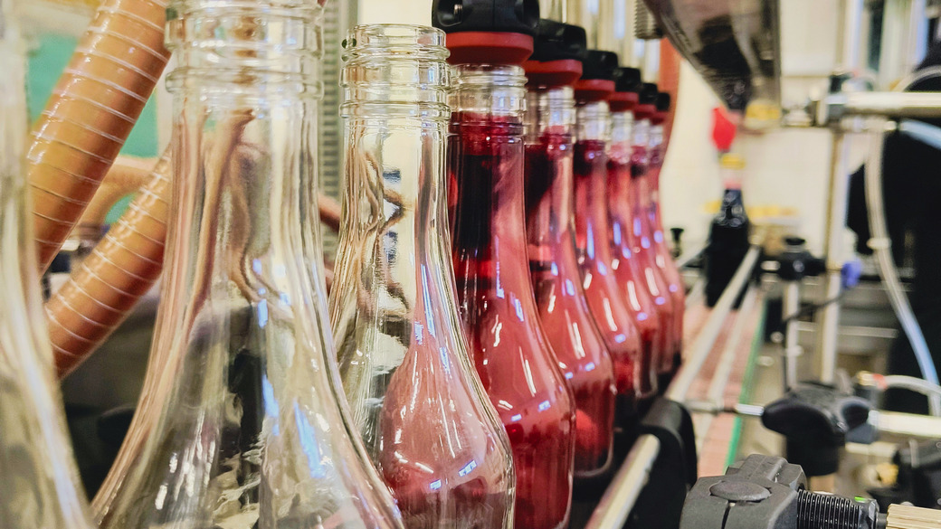 Usługowy nalew soków i syropów Stardust Products Sp. z o.o.